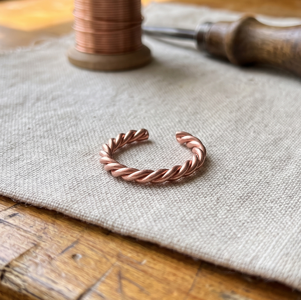 Bague torsade en cuivre de Marie & Sylvie