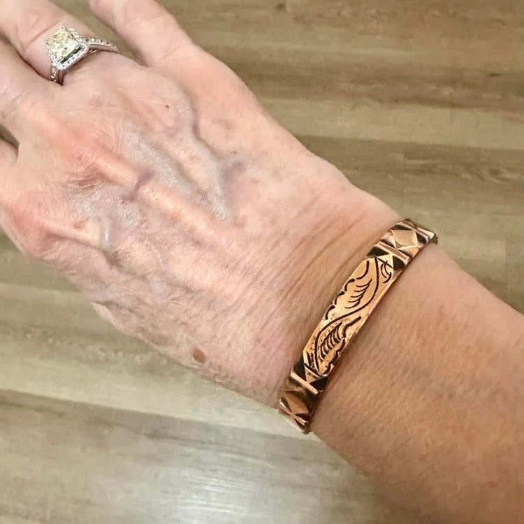 Le bracelet en cuivre d'Isabelle
